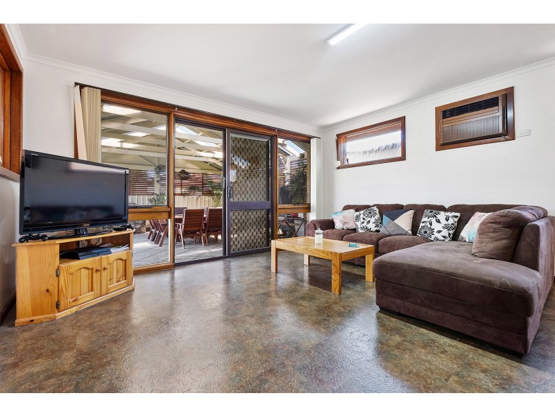 22 Meakin Terrace, Seaton SA 5023