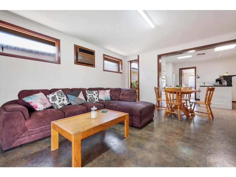 22 Meakin Terrace, Seaton SA 5023