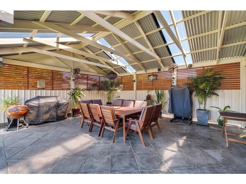 22 Meakin Terrace, Seaton SA 5023