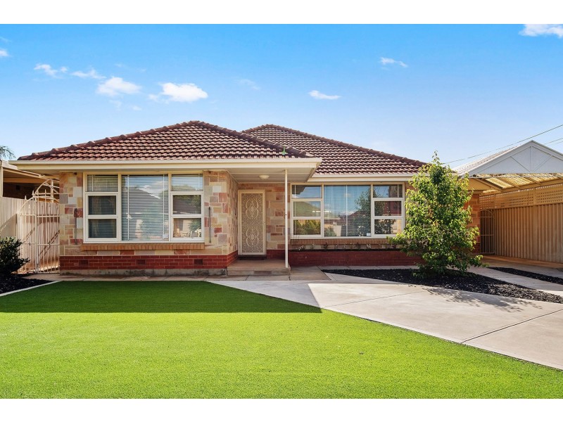 4 McEwan Avenue, Seaton SA 5023