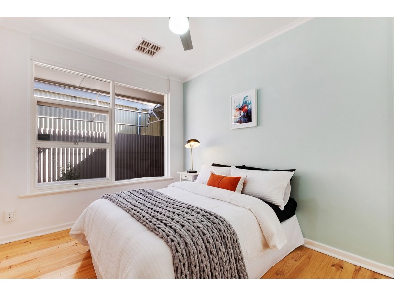 4 McEwan Avenue, Seaton SA 5023