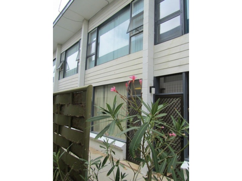 2/372  Seaview Road, Henley Beach SA 5022
