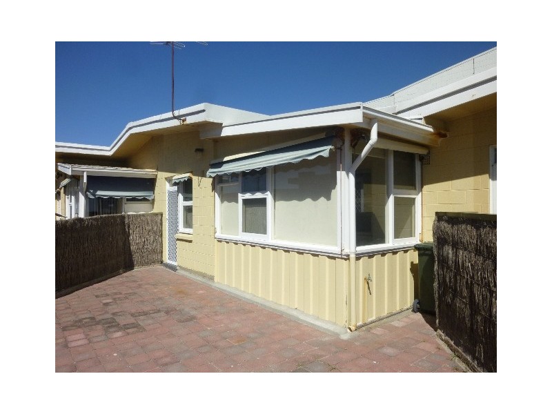 2/3  Seaview Road, West Beach SA 5024