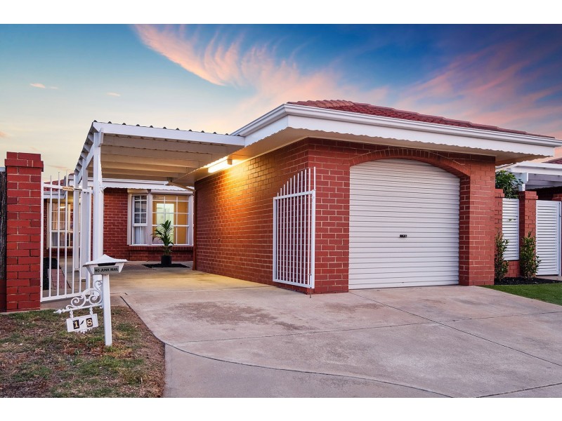 1/8 Hansen Court, West Lakes Shore SA 5020