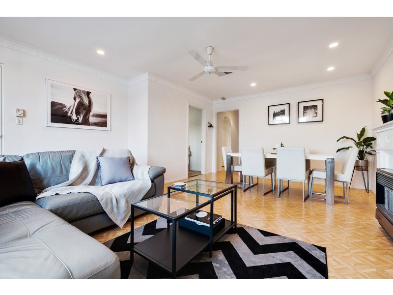 1/8 Hansen Court, West Lakes Shore SA 5020