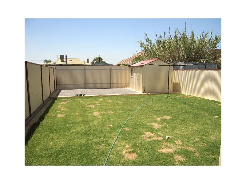 97 East Avenue, Allenby Gardens SA 5009