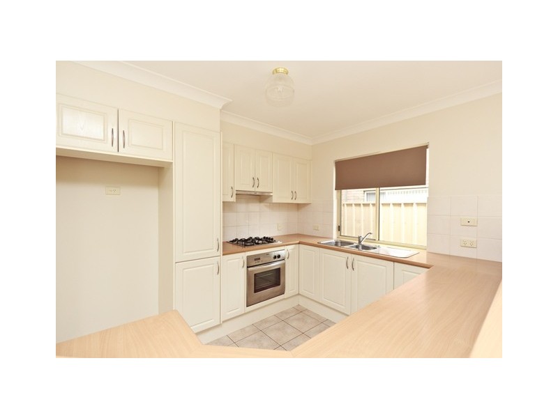 28 Gregory Cresent, Seaton SA 5023
