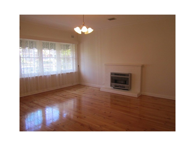 6 Sharpes Crescent, Fulham Gardens SA 5024