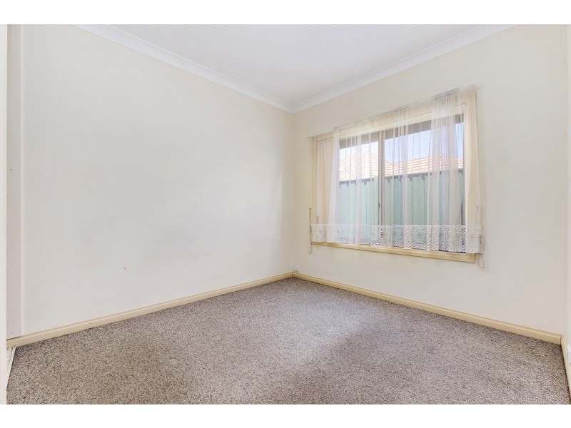 4A Ballater Avenue, Seaton SA 5023