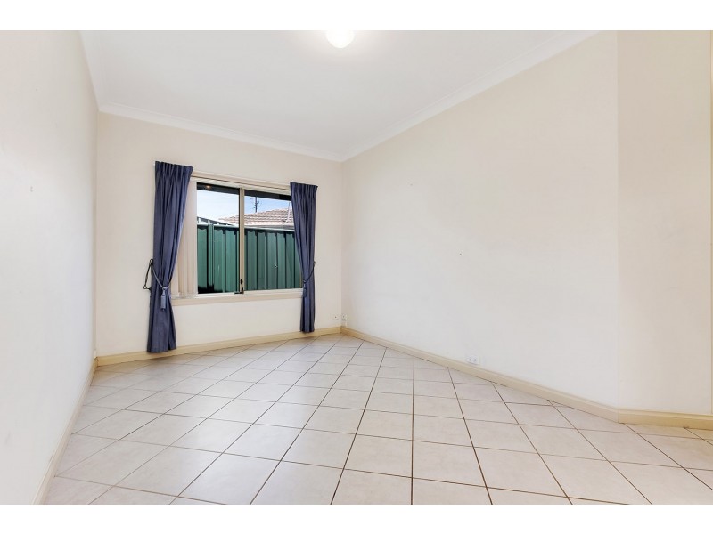 4A Ballater Avenue, Seaton SA 5023