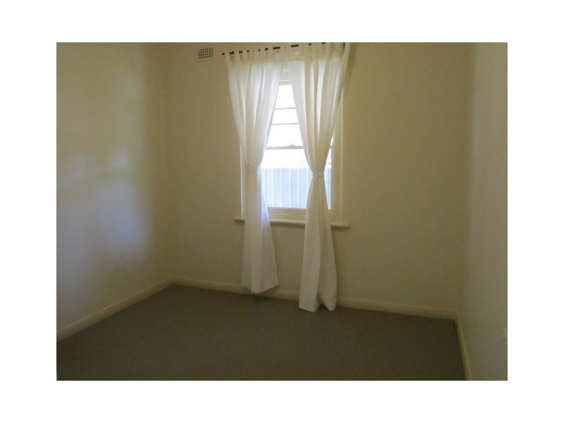 156 Trimmer Parade, Seaton SA 5023