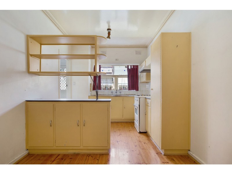 4/241 Esplanade, Henley Beach SA 5022