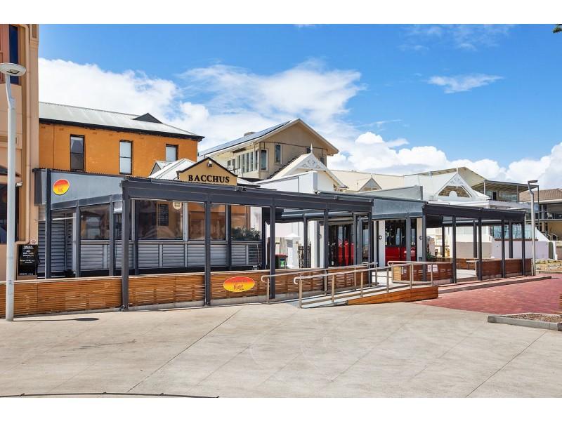 4/241 Esplanade, Henley Beach SA 5022