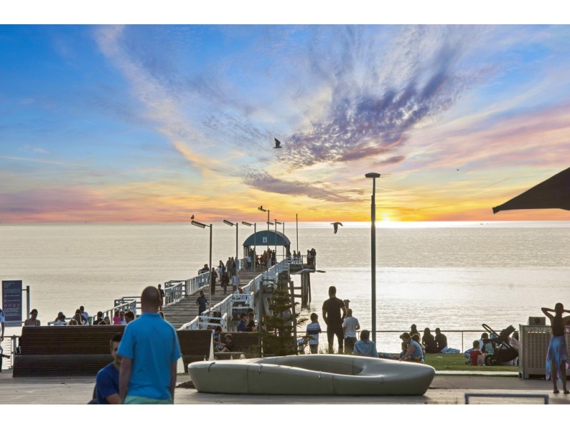 4/241 Esplanade, Henley Beach SA 5022