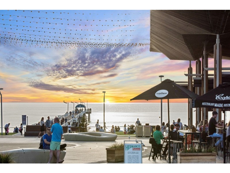 4/241 Esplanade, Henley Beach SA 5022