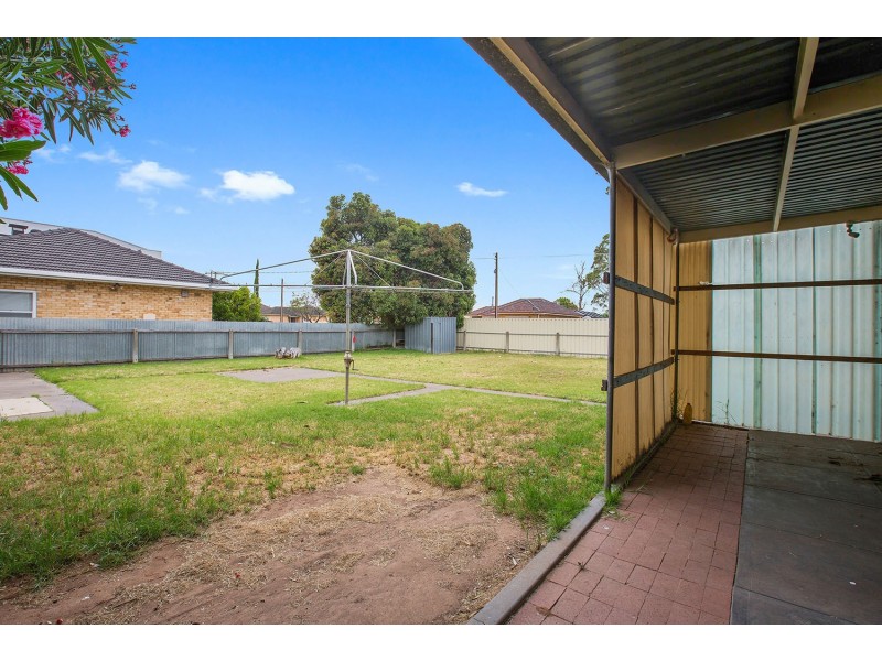 25 Fortrose Avenue, Seaton SA 5023