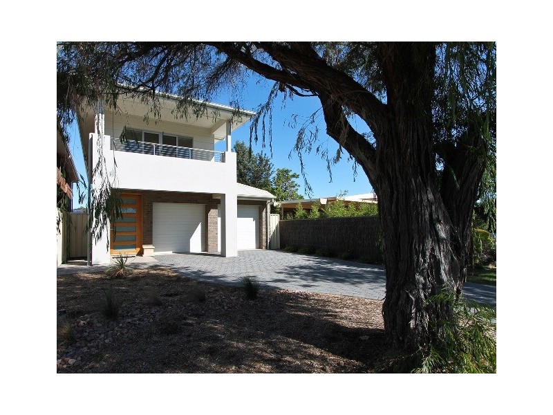 28 Sunset Crescent, Grange SA 5022
