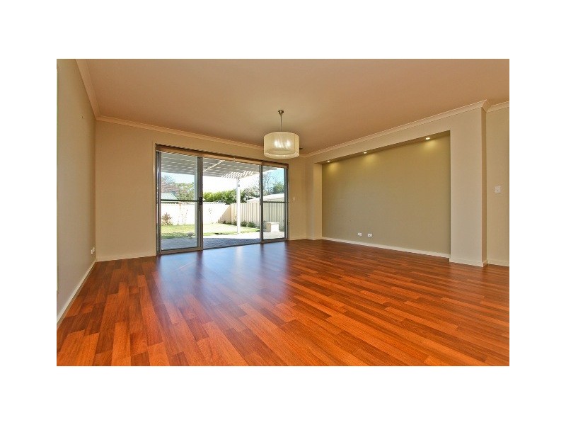 28 Sunset Crescent, Grange SA 5022