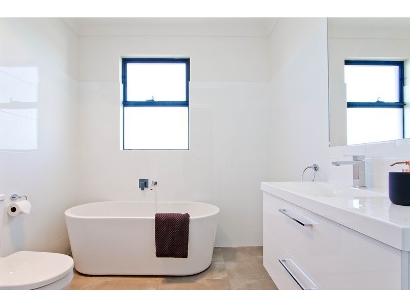 5/3 Dineen Place, West Beach SA 5024