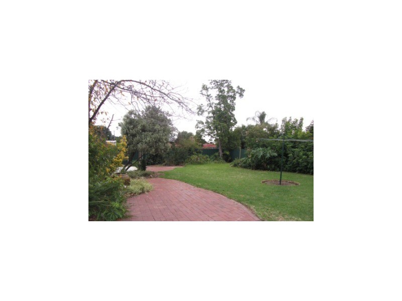 3 Rothesay Avenue, Hazelwood Park SA 5066