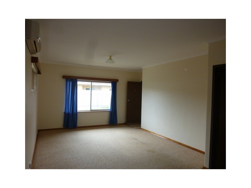 1/20 Military Road, West Beach SA 5024