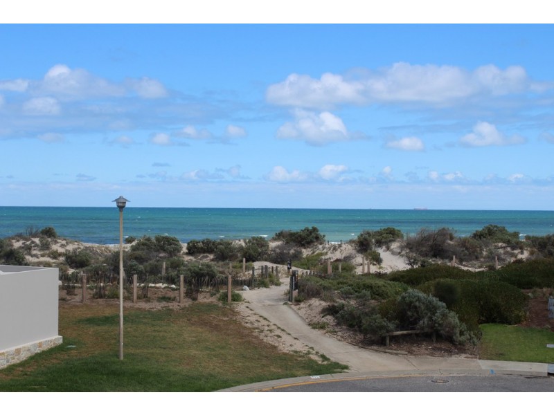 7 Newporter Terrace, West Lakes Shore SA 5020