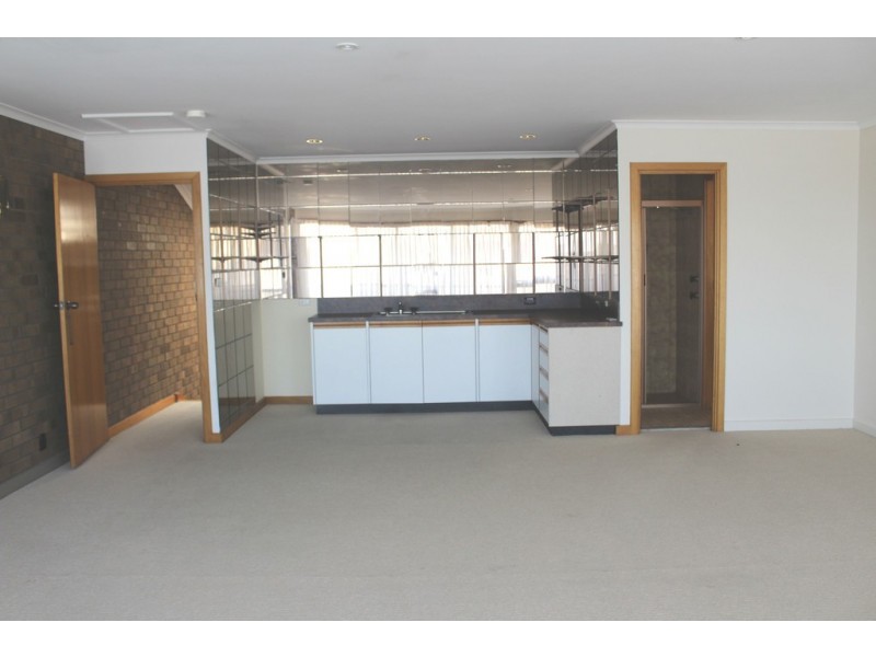 7 Newporter Terrace, West Lakes Shore SA 5020