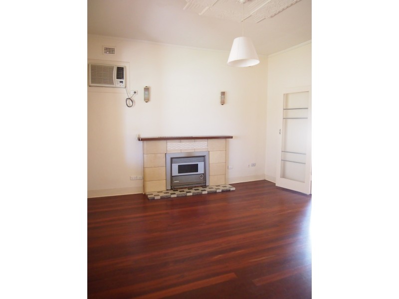 1 Lincoln Avenue, Fulham Gardens SA 5024