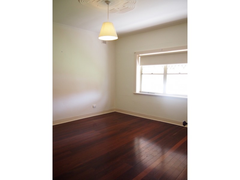 1 Lincoln Avenue, Fulham Gardens SA 5024