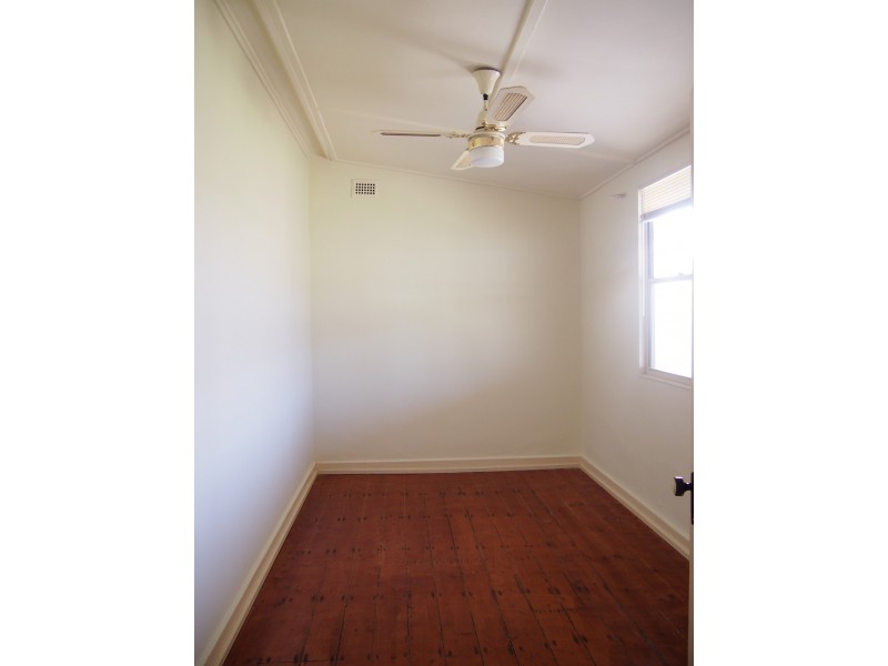 1 Lincoln Avenue, Fulham Gardens SA 5024