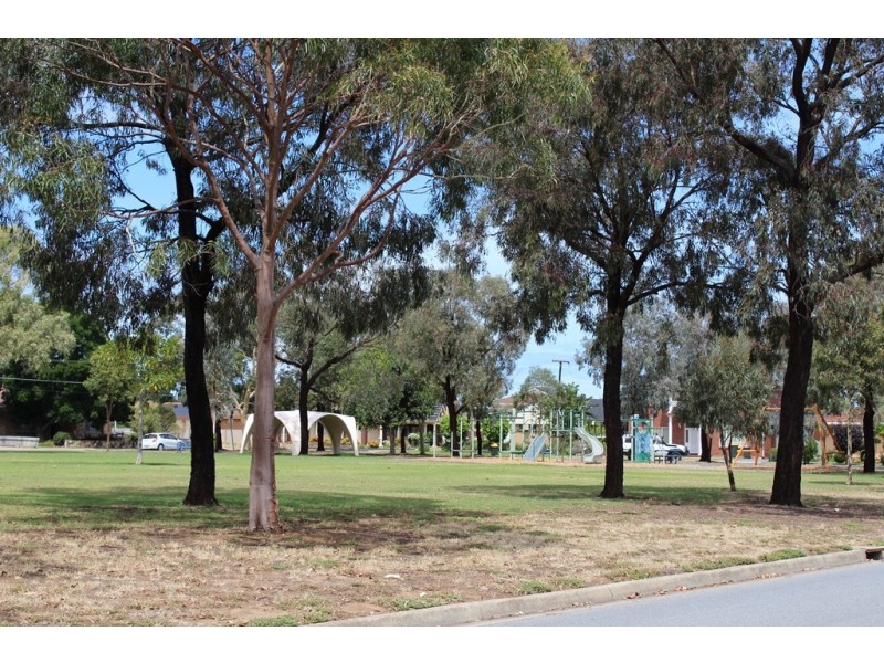 12 Devonshire Street, Fulham Gardens SA 5024