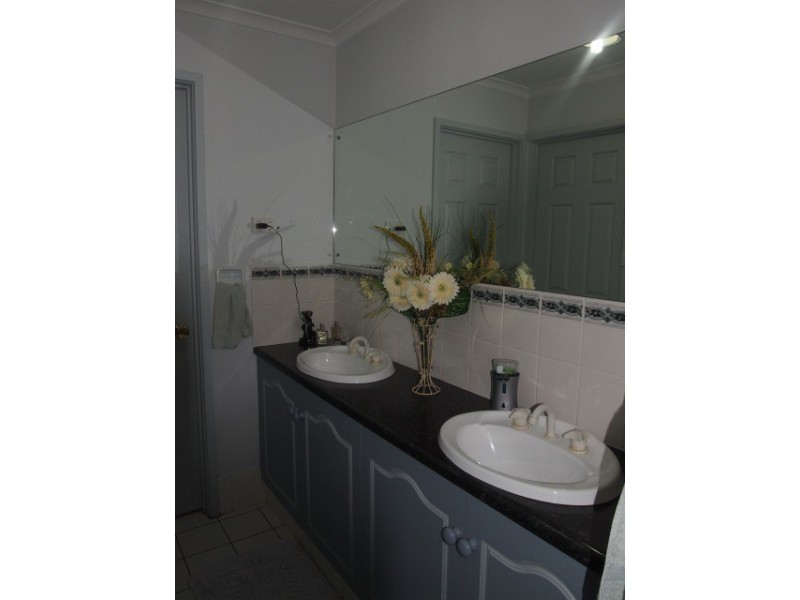 32 Caroline Drive, Allenby Gardens SA 5009