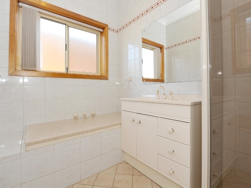 16 Cooke Street, Findon SA 5023