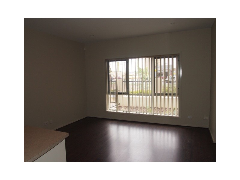 15 Carbone Terrace, Woodville SA 5011