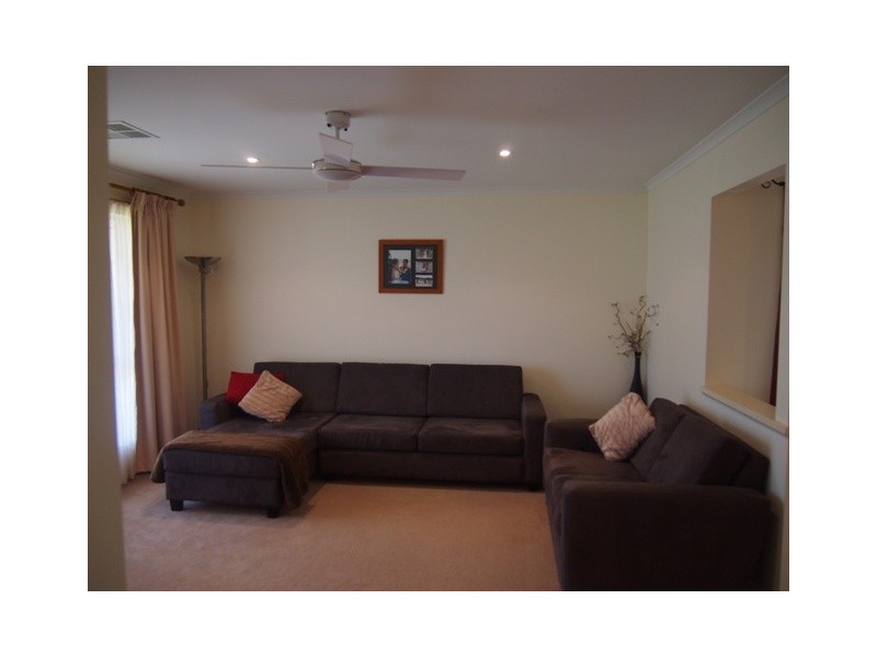 15  Nash Street, Grange SA 5022