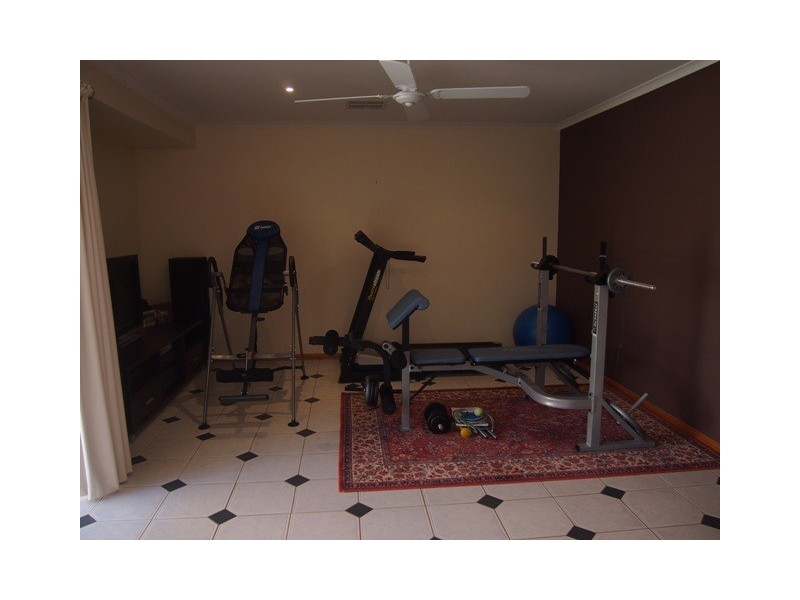 15  Nash Street, Grange SA 5022