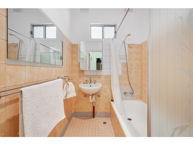 28 Carey Avenue, Seaton SA 5023