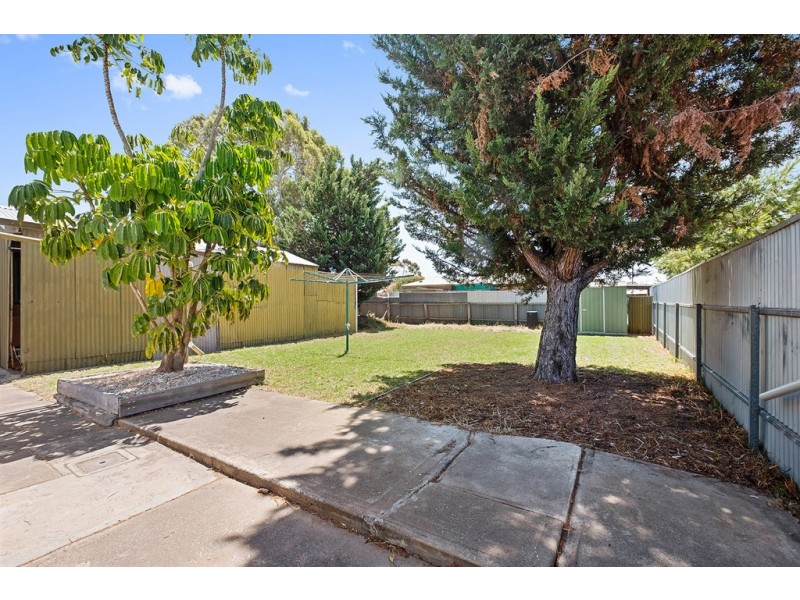 28 Carey Avenue, Seaton SA 5023