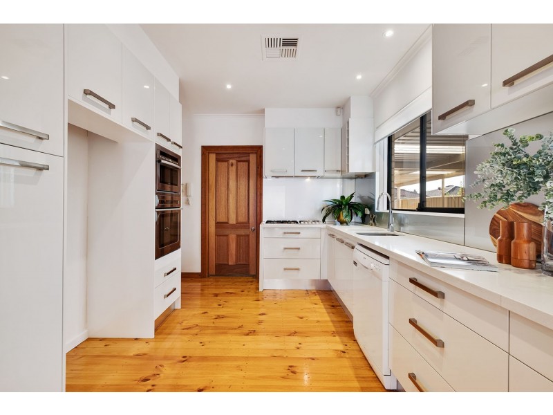 17 Van Dieman Street, Flinders Park SA 5025