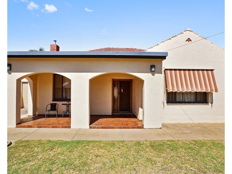 16 Farr Street, Woodville North SA 5012