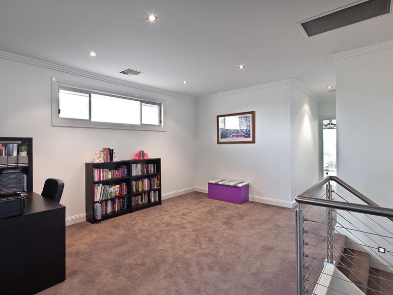 4A Alexander Avenue, Grange SA 5022