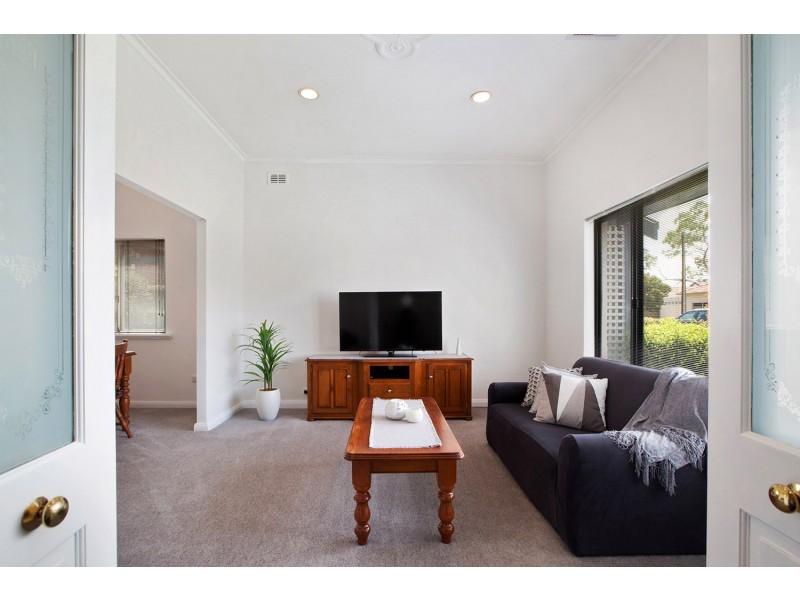 43 Whimpress Avenue, Findon SA 5023