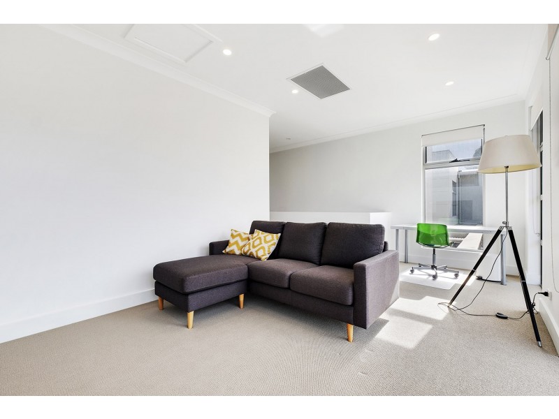 25 Hollard Avenue, Grange SA 5022