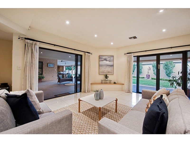 6 Brigitte Court, Kidman Park SA 5025