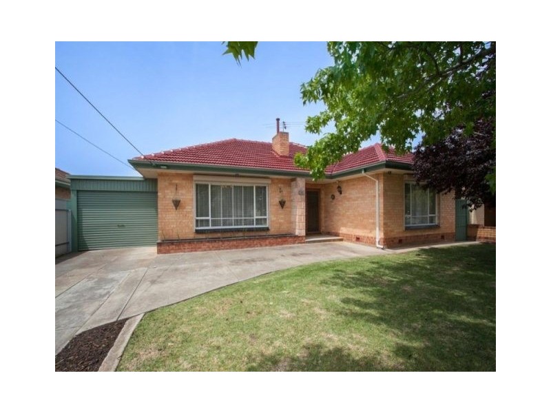 33 Tyrie Avenue, Findon SA 5023