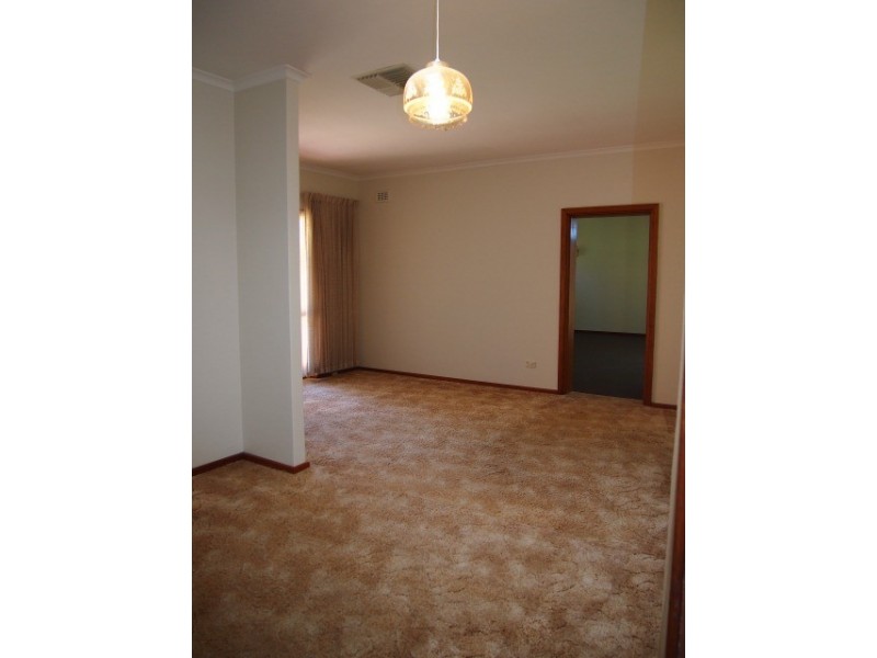 72 Halsey Road, Fulham SA 5024