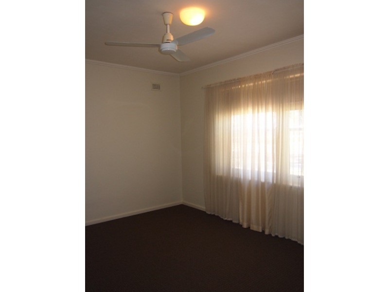 72 Halsey Road, Fulham SA 5024