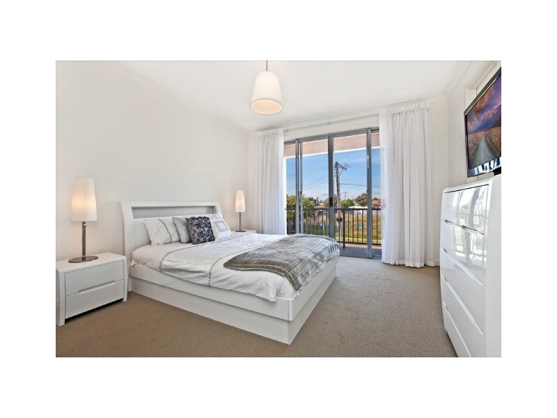 4 Esk Street, Findon SA 5023