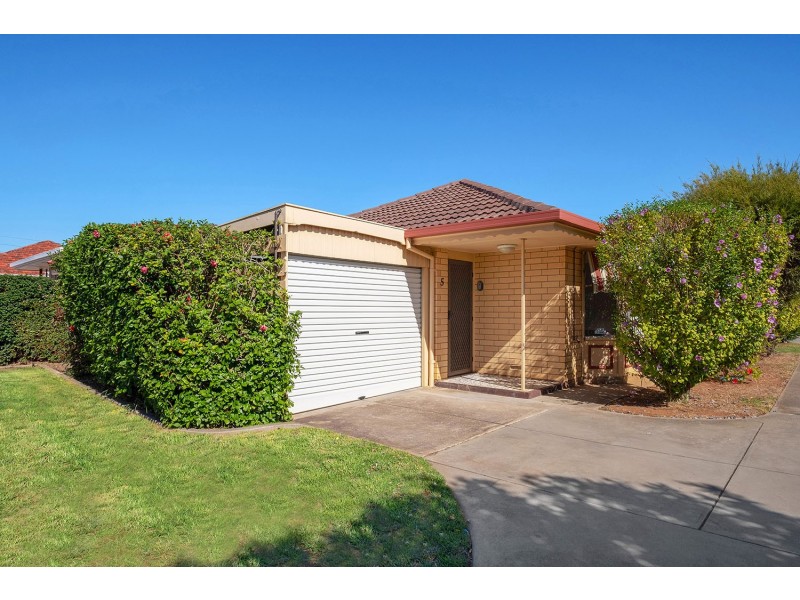 5/7 Angley Avenue, Findon SA 5023