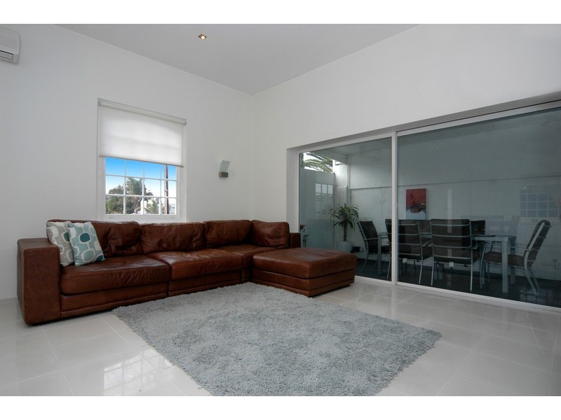 1/99 Military Road, West Beach SA 5024